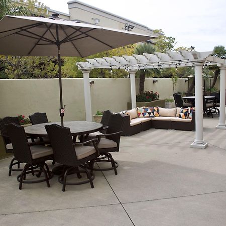 Holiday Inn Express Hotel & Suites Vacaville By Ihg Zewnętrze zdjęcie