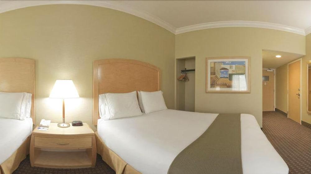 Holiday Inn Express Hotel & Suites Vacaville By Ihg Zewnętrze zdjęcie