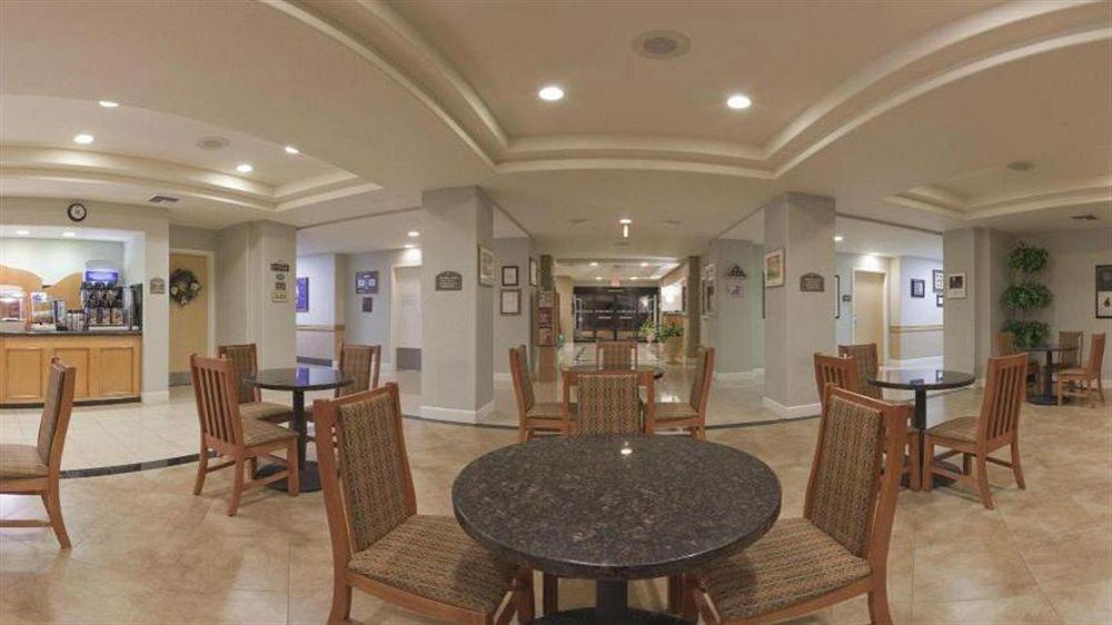 Holiday Inn Express Hotel & Suites Vacaville By Ihg Zewnętrze zdjęcie