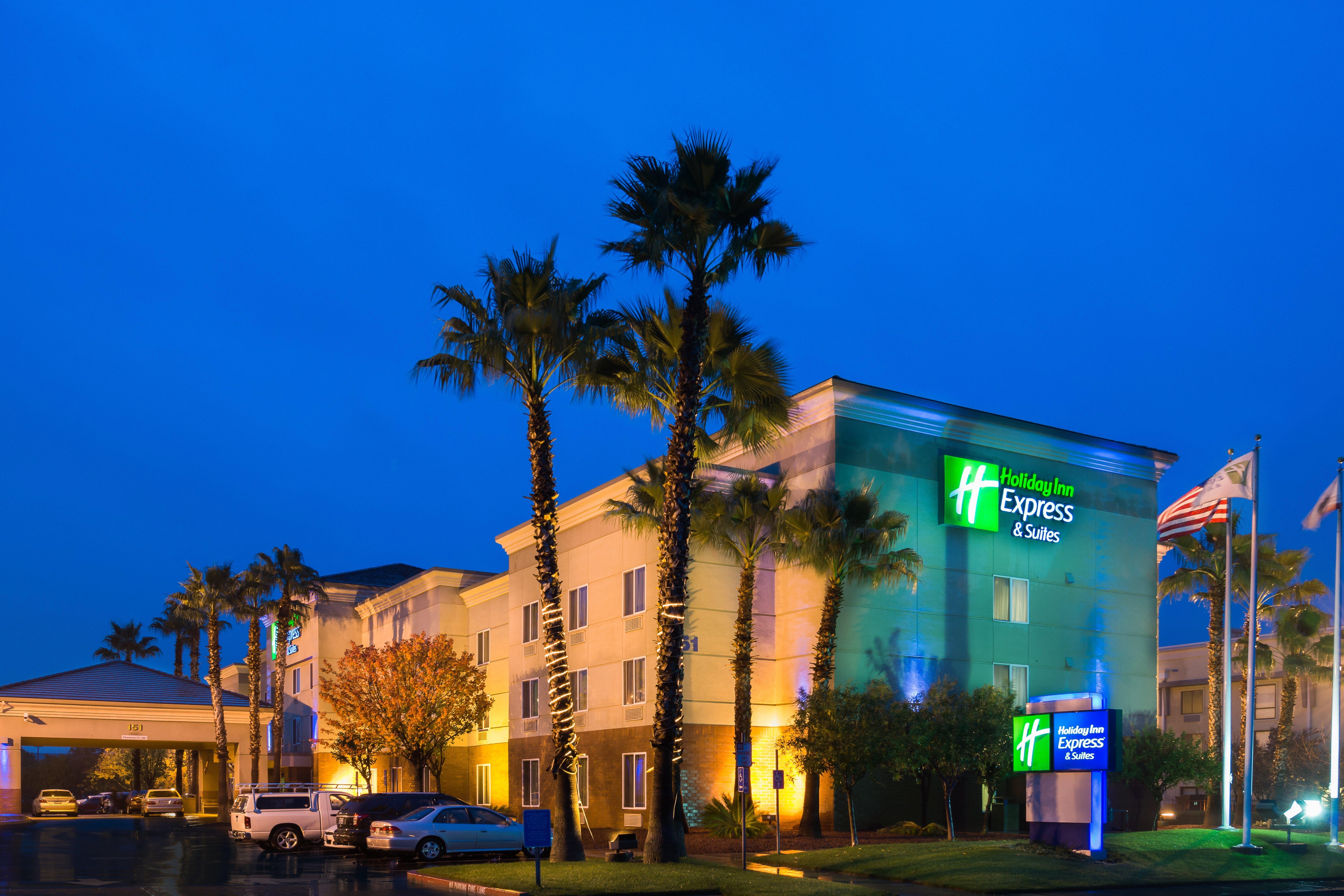 Holiday Inn Express Hotel & Suites Vacaville By Ihg Zewnętrze zdjęcie